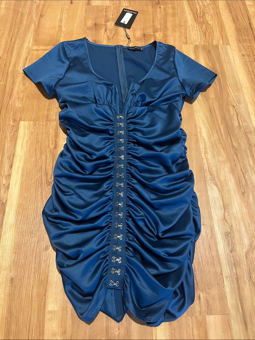 PrettyLittleThing Blue/Teal Ruched Hook-&-Eye Mini Dress